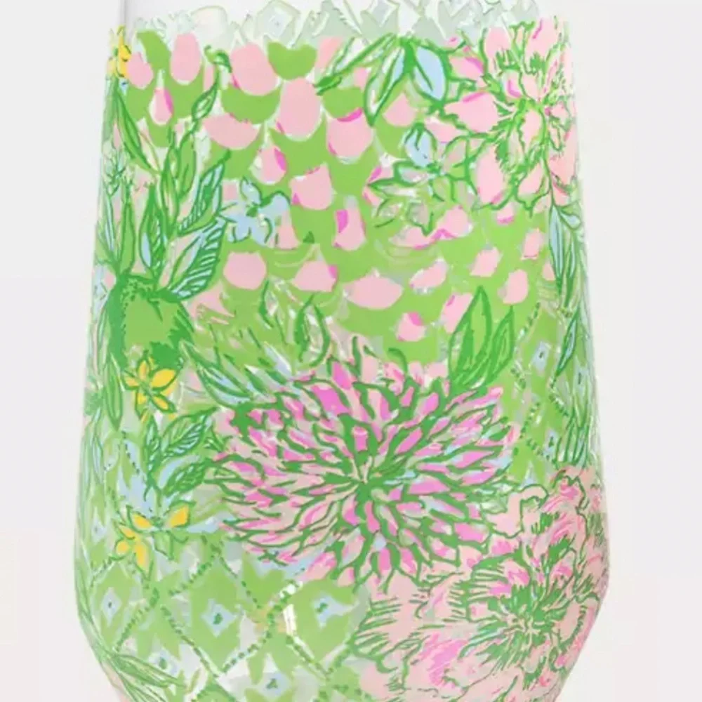 Lilly Pulitzer "Acrylic Wine Glass Set of two in Lime Feeling Good” NWT - Picture 5 of 7